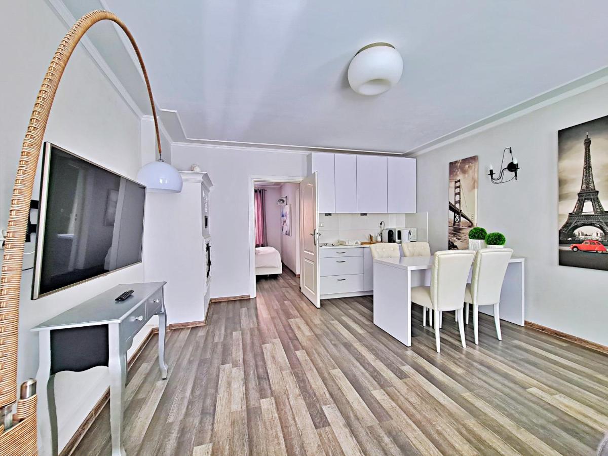 Stary Toruń Perfect Stay - "Campari Glam Apartments" מראה חיצוני תמונה