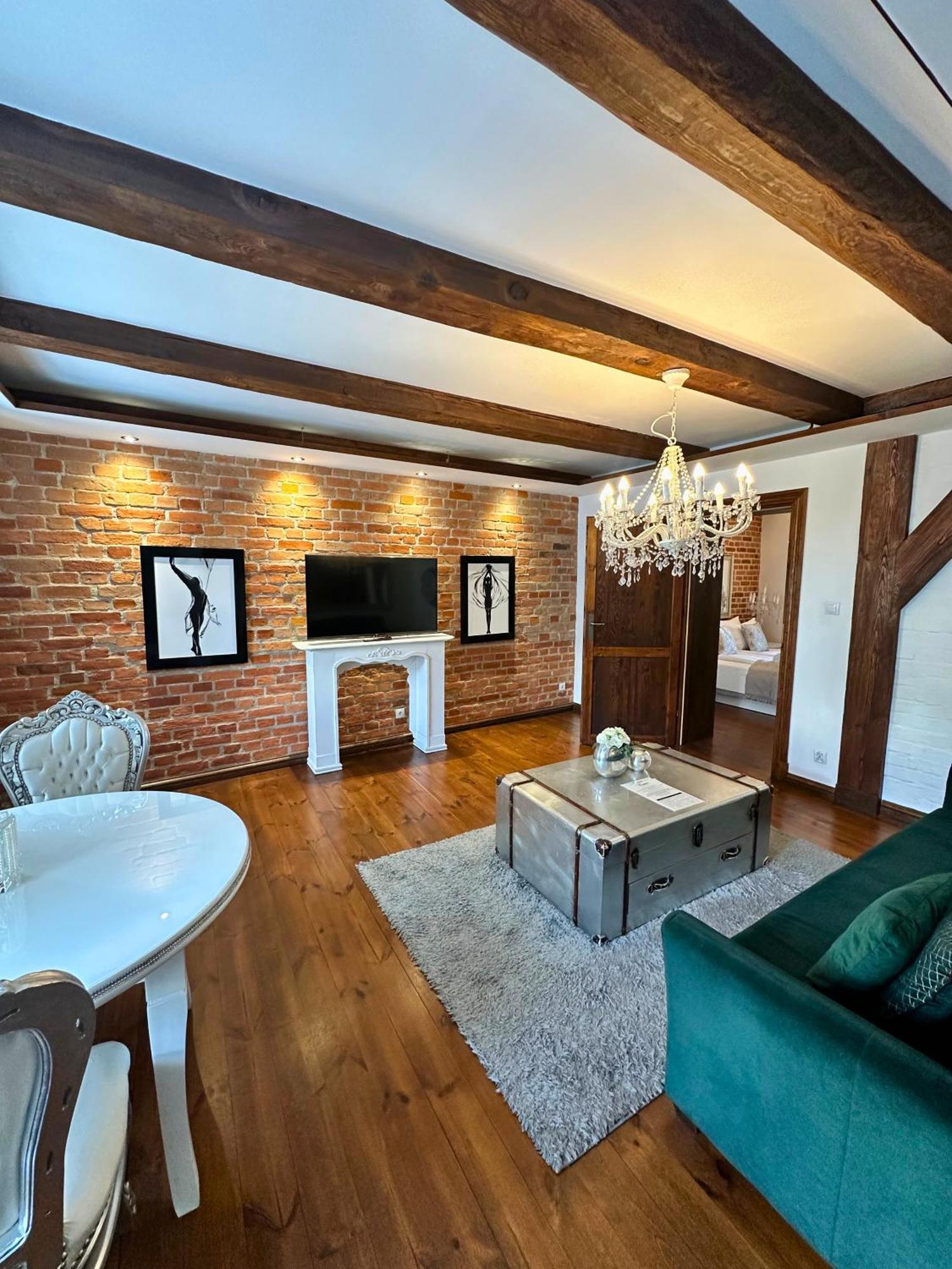 Stary Toruń Perfect Stay - "Campari Glam Apartments" מראה חיצוני תמונה